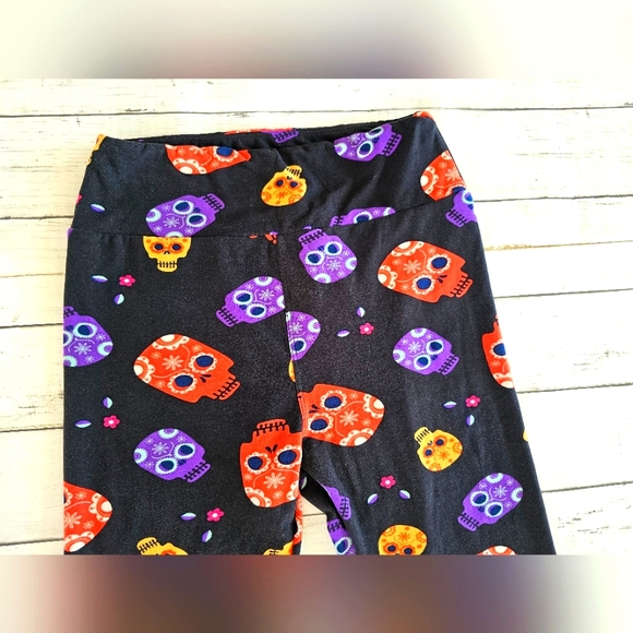 Lularoe Halloween Goth Sugar Skull Black, Purple & Orange Butter Soft Leggings - Picture 5 of 13